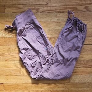 lululemon athletica Dance Studio Pants - Size 4